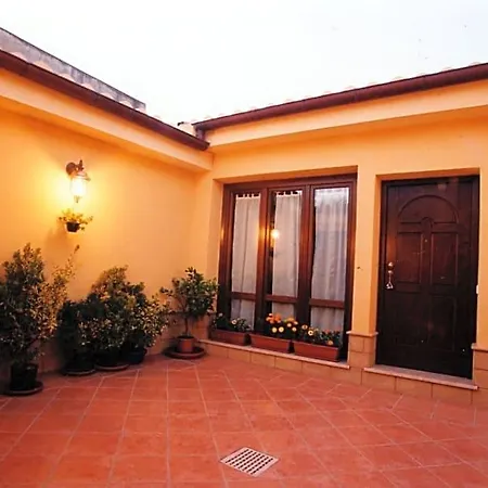 Rosa Bed and Breakfast 3*