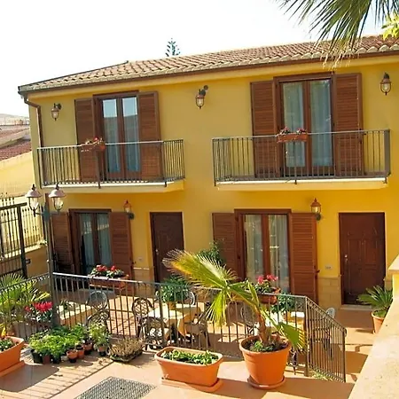 Rosa Bed and Breakfast San Leone